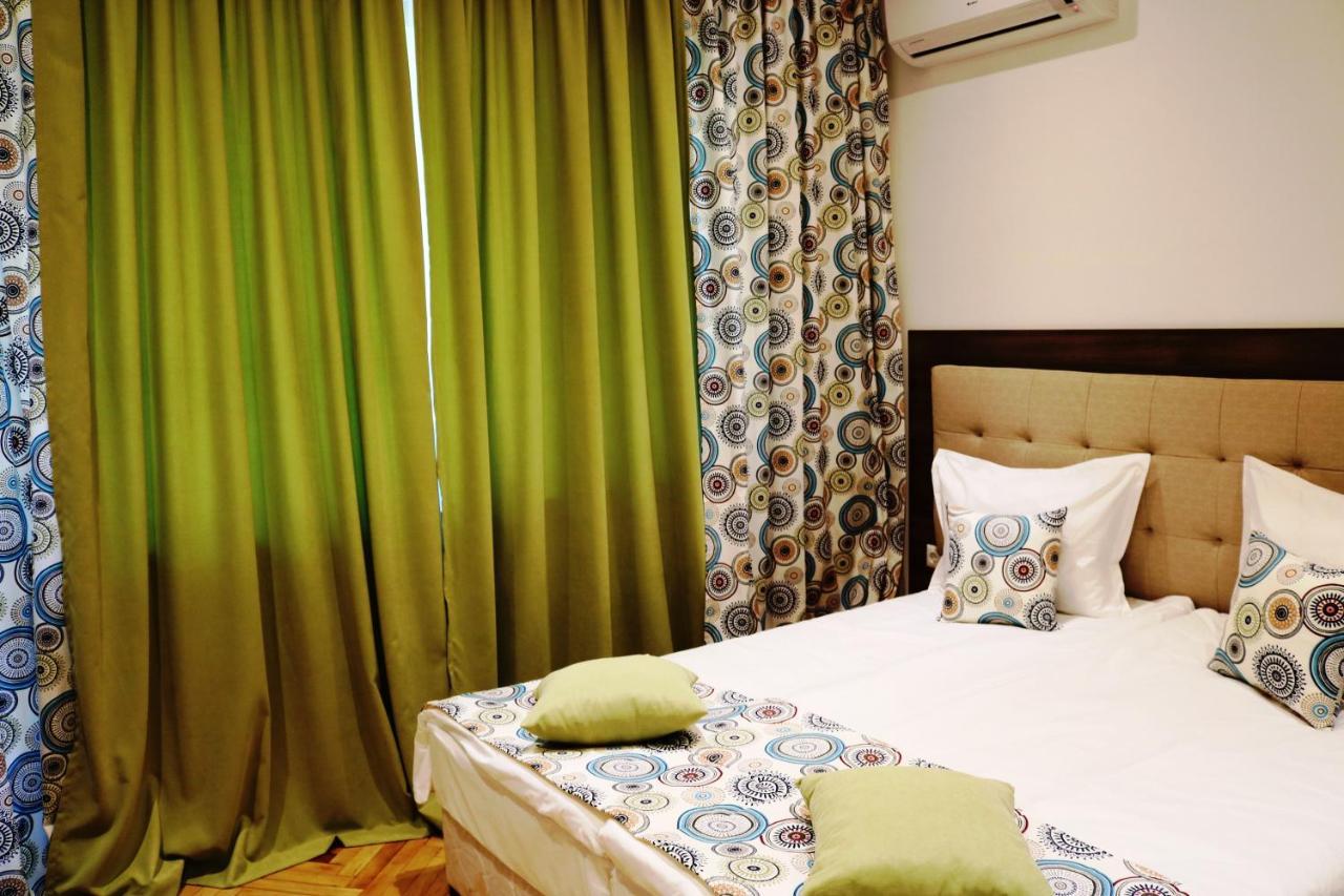 Central Varna Apartment - Lets4Holiday Exteriör bild